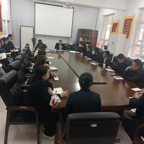 延安市圣旅物业支部委员会开展“传承中华民族文化 弘扬优秀传统家风”宣讲活动