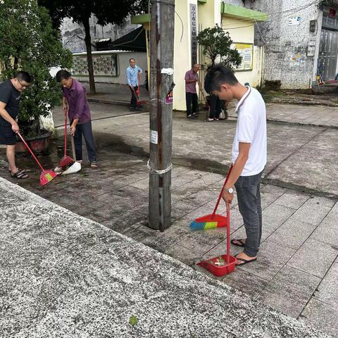 汽车运输协会党支部开展主题党日活动         2023年10月10日，协会党支部为了发扬党员先锋模范，争当先锋，做好事，做实事的作用，组织党员参加乐来中心幼儿园卫生扫除。