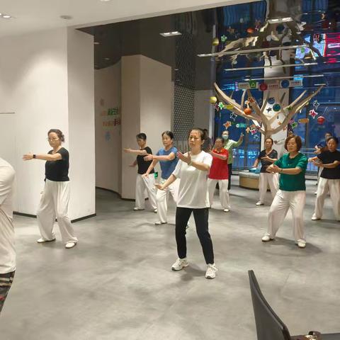 世茂天城中心社区“工享时光”太极拳课堂-第二课