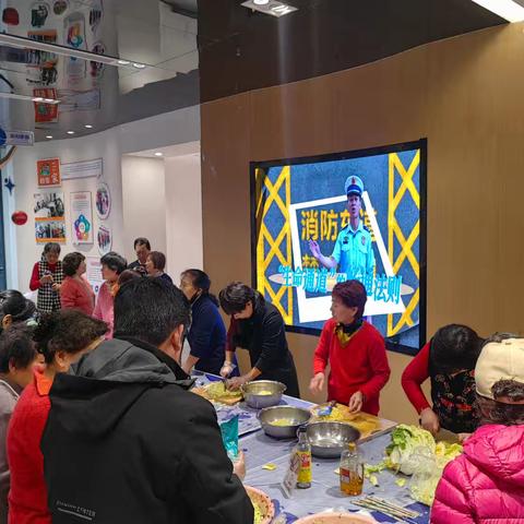 【官扎营】世茂天城中心社区开展消防安全宣传活动 守护“生命通道”畅通