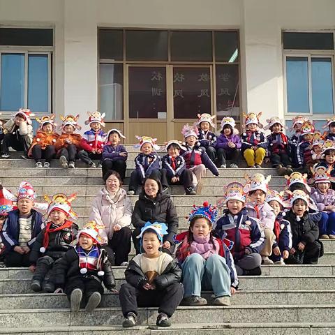 萌娃闯关迎马年 向阳而生绽光彩 ——向阳路小学一年级无纸化测试