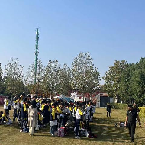 武汉蔡甸区实验小学“探索自然田野、奔赴收获之秋”的研学实践活动