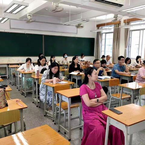 加强人文素养培养，推进学科育人实践——2023学年第一学期区高二历史教师教育教学质量提升专项研修活动简讯