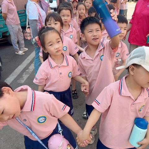 幼小衔接，我们在行动——走进小学，参观小学，熟悉小学