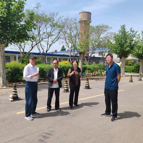 教育局领导深入闫各庄初中进行专项督导检查