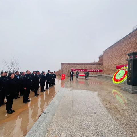 南垣乡开展“缅怀革命先烈 赓续红色血脉”清明扫墓主题教育活动