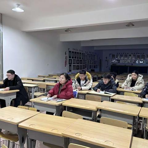 倾囊相授薪火传，同行协作谱新篇——音德尔第一中学初中部初三物理、历史复习指导交流会