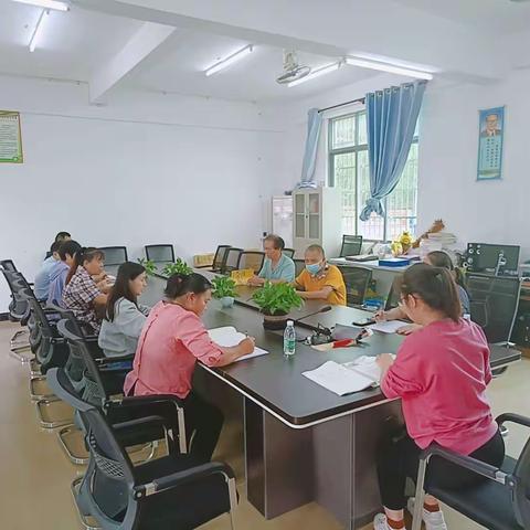 采“备课之花”，酿“教学之蜜” ——记新市小学五年级语文单元集体备课活动