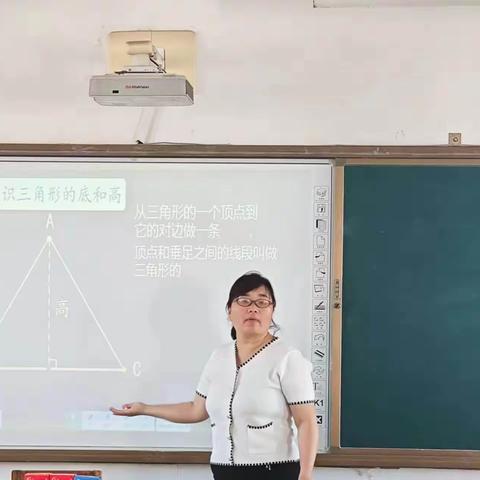 比比皆"食"，"数"说精彩——善应镇北善应小学数学组教研活动