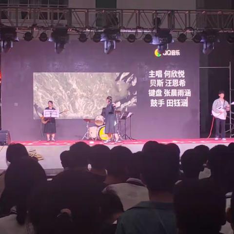10.10晚歌舞晚会