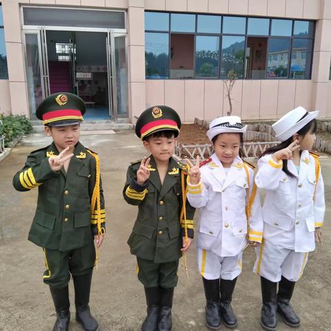 拐河镇第一中心幼儿园升国旗仪式