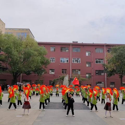 “队列整齐展雄姿 学子风采耀校园 ”——白水县东风小学国防教育暨队列队形比赛