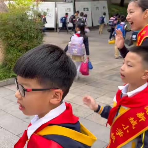 空港新城小学212班家长督学实录