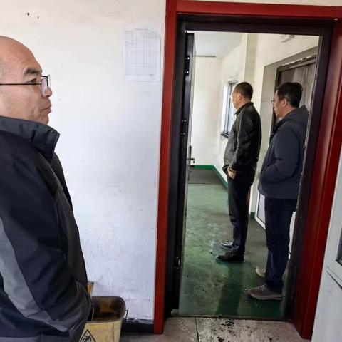 联合检查排隐患 压实责任保安全