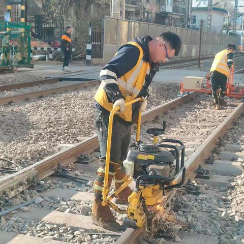 铁路基层线路车间11月工作成果纪实