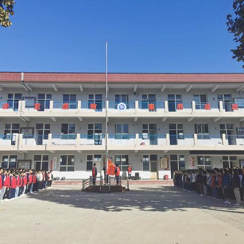 双争有我     马庄学区“扣好人生第一 粒扣子”国庆节活动