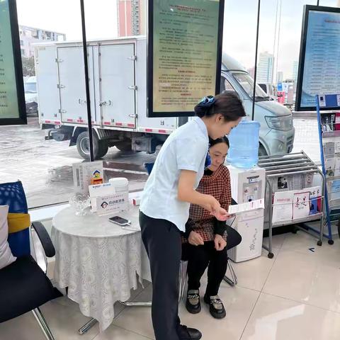 【新疆区分行营业部火车南站支行】“劳动者港湾”：日常里的温暖坐标 ‍