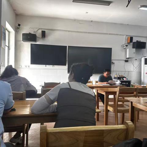 缤纷六一绽童趣，深耕教研促成长 ‍一周校园纪实