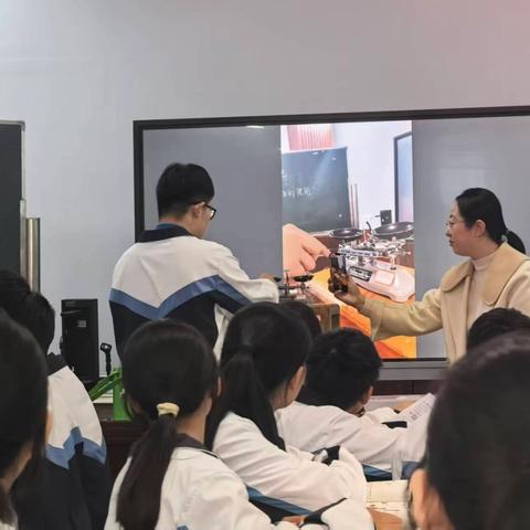 ［和合四十·和谐教研］深耕课堂研致远，凝心聚力共提升——九年级物理集体教研活动纪实