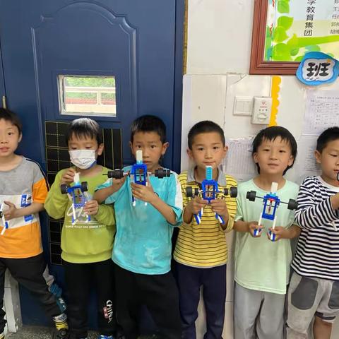 天津路机器人搭建A班