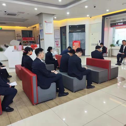 工商银行高密支行积极开展“守护百姓钱袋，维护金融安全”宣传工作