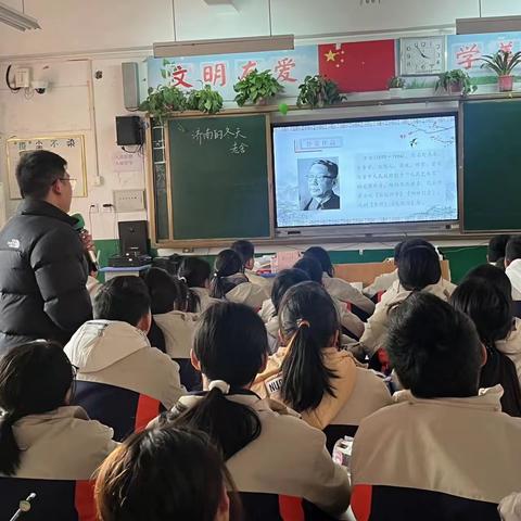 以教研之光，照亮教学之路——项城市莲溪初级中学教育集团七年级语文组公开课活动