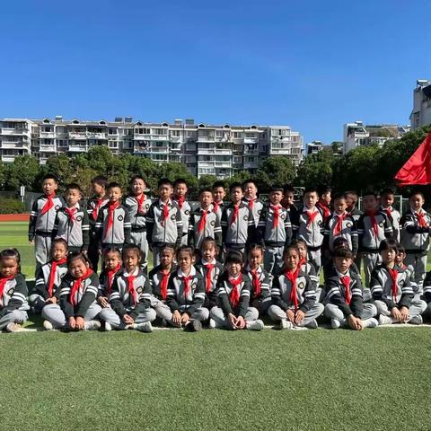 — —莲娃庆亚运，运动展风姿— —记莲小304中队第22届田径运动会