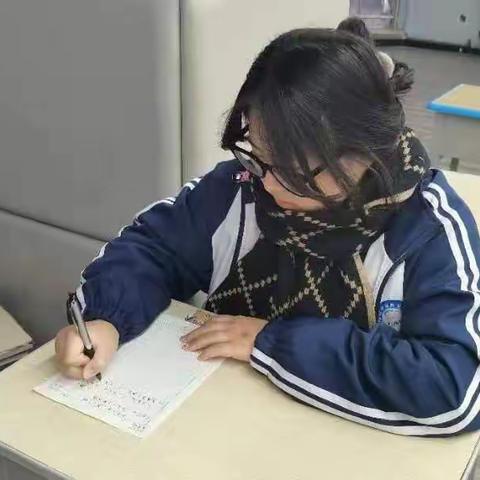 脑力狂飙，“知识竞赛”——咸阳梦圆职业学校2022级1班