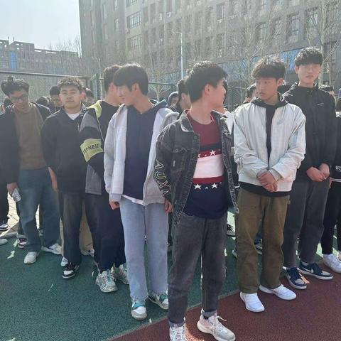 铁道供电2203班阳光体育活动