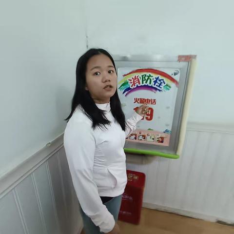 海口市美兰区中心幼儿园督导韩花园长入兴华分园开展日常督导检查工作工作