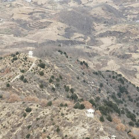 汤河冬泳队登山俱乐部 登山出行公告 12月23日罗汉洞～汉水关～石碑沟～东战墙～西战墙～响水峪长城休闲穿越一日游购买农产品