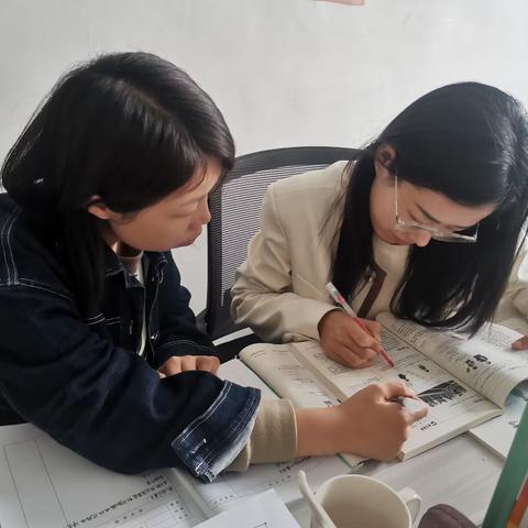 “教”为序章，“研”拾芬芳 祁县第一小学五年级组数学常态课活动纪实