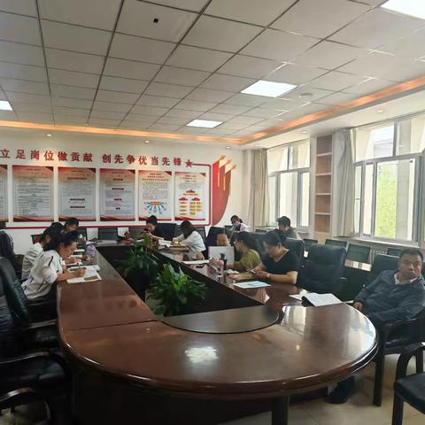 分层精研 各绽华彩 —— 记乌海六中语文组教研活动