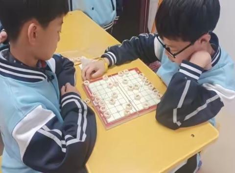 斗智斗勇，“棋”乐无穷 ——三迪中学宏文校区象棋社团活动简报