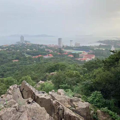 秋雨山海图