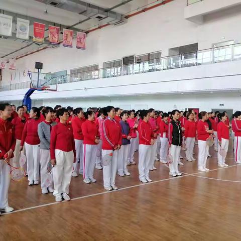 助力老年人体育健身新风尚 2025年西安市老年人体育协会柔力球 教练员培训班在长安区举办