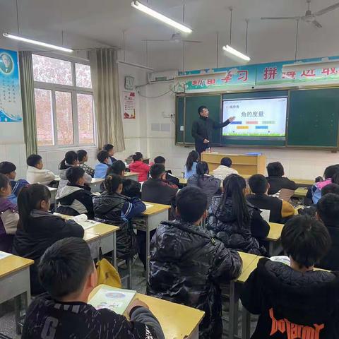 听课促交流 评课助成长—潘彭店小学数学听评课活动