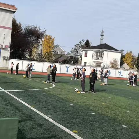 展体育课堂风采，共学习促进成长—景安小学“真学课堂”大比武