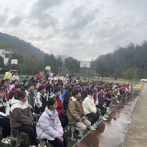 逐梦扬帆远 乘风再启航——信丰县金盆山学校举行2024-2025学年第二学期开学典礼暨优秀教师及学生表彰大会