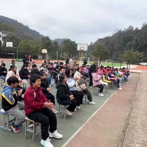 ‍“强国有我心向党，红歌嘹亮颂祖国”——信丰县金盆山学校红歌合唱比赛