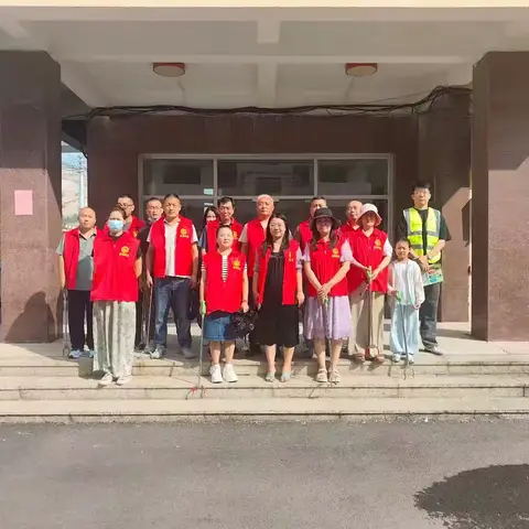 党家街道丘山社区社会组织联合会组织开展“每天劳动一小时”活动