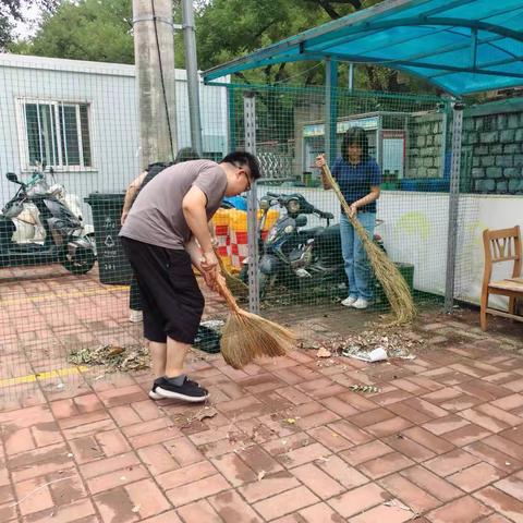 山大社区8月爱国卫生大扫除