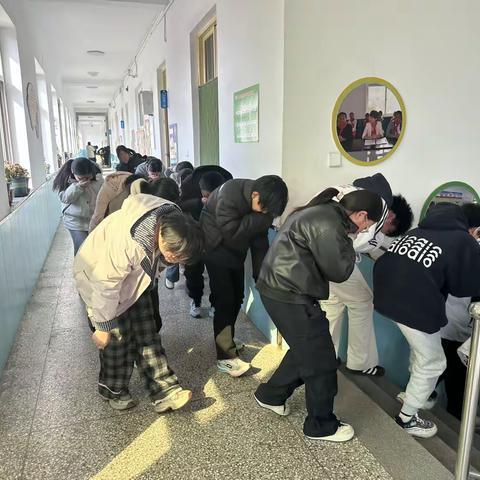 筑牢安全防线 护航春季开学 --北屯完全小学消防疏散演练