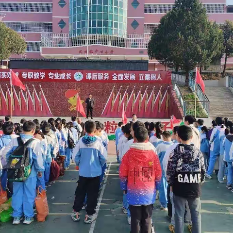 春日趣游、童味满溢 — —龙田镇中心小学户外研学暨校家社协同育人我是厨艺小能手活动