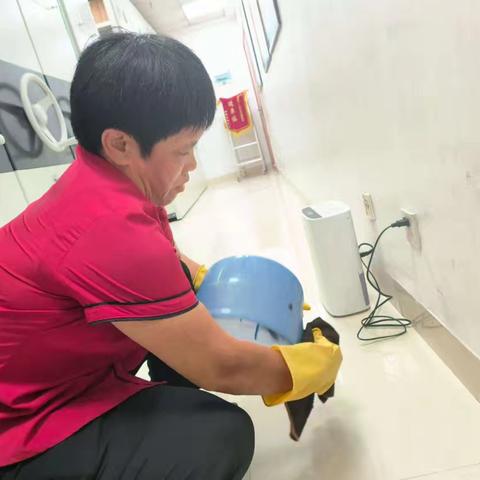 水务厅项目8月第五周“清道夫”活动