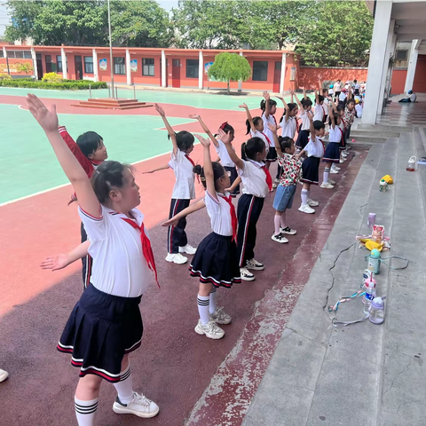 ✨舞出精彩 快乐绽放✨-水冶镇北关小学舞蹈社团