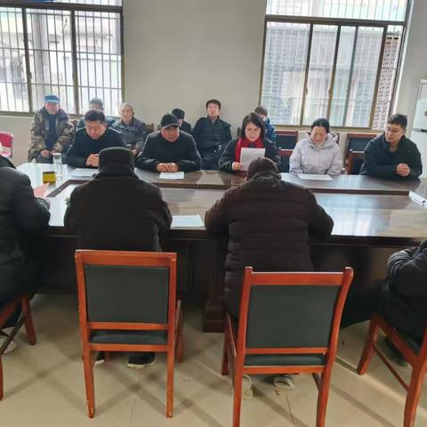 2025年1月2日，公路事业发展中心机关党支部到南漳镇徐洼村开展主题党日活动