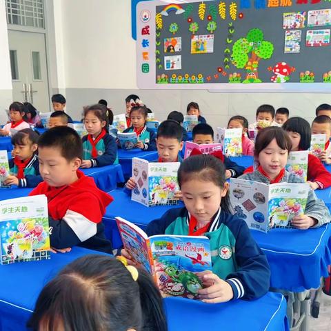 “悦”读好时光 书香润童年