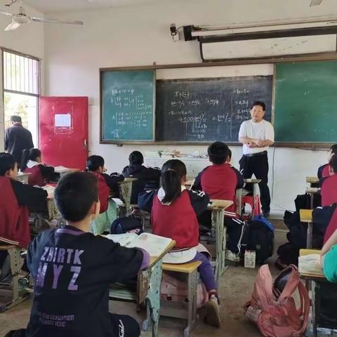 “教”以潜心，“研”途馨香——记饶埠中心学校数学教研组教研活动