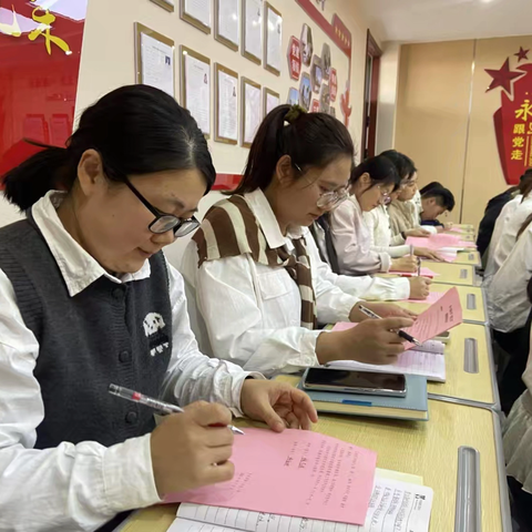 青蓝共进  薪火相传——平邑县第八实验小学“青蓝工程”师徒结对启动仪式